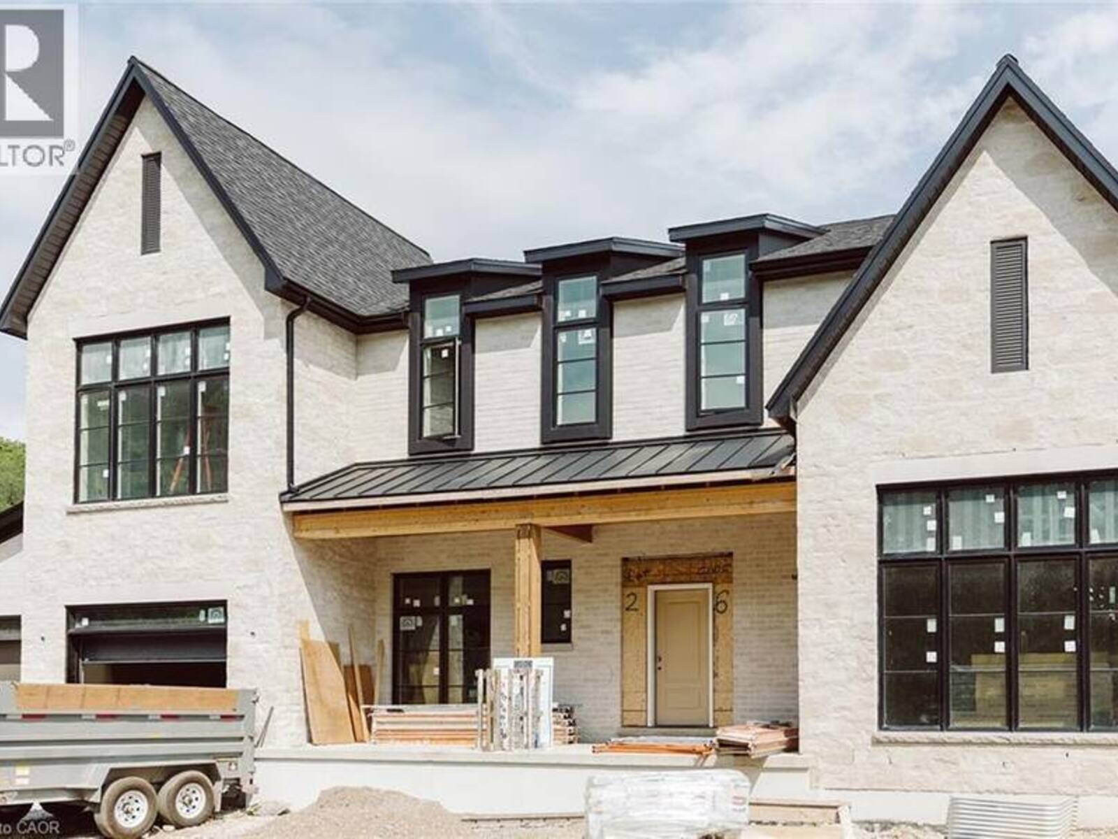 6 BRIDLEWOOD Crescent, Kitchener, Ontario N2C 2S4