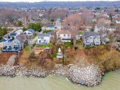 1 TWELFTH Street Grimsby Ontario, L3M 2V6