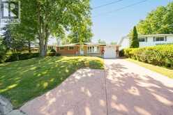 7 WALLIS Avenue | Smithville Ontario | Slide Image Two