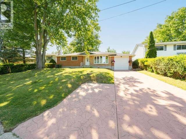 7 WALLIS Avenue Smithville Ontario, L0R 2A0 - 4 Bedrooms Home For Sale