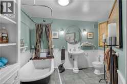 2376 EAST QUARTER LINE Road | Delhi Ontario | Slide Image Forty-two