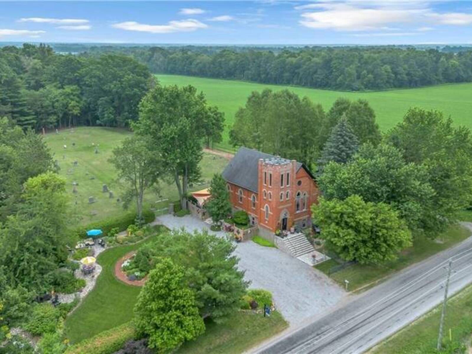 2376 EAST QUARTER LINE Road, Delhi, Ontario N4B 2W4