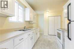 16 GARROW Drive | Hamilton Ontario | Slide Image Five