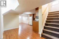 16 GARROW Drive | Hamilton Ontario | Slide Image Sixteen