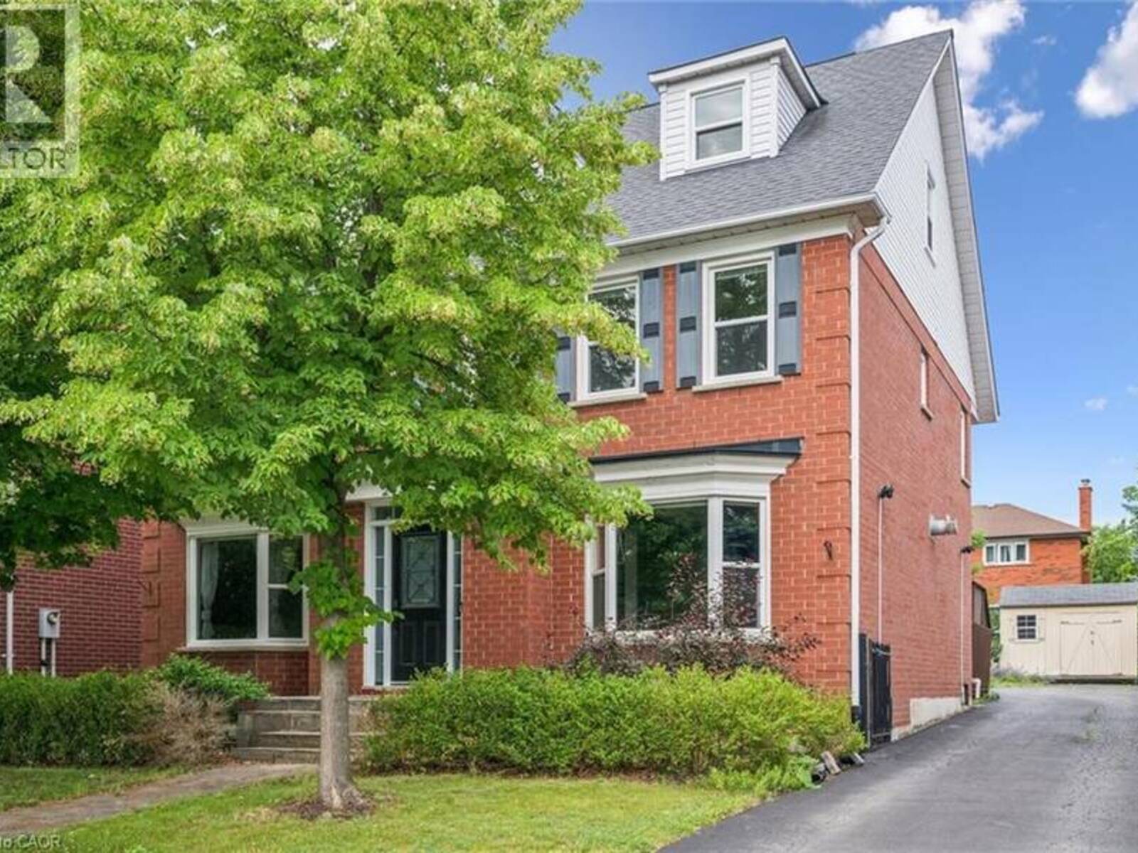 2456 SIXTH Line, Oakville, Ontario L6H 5Z8