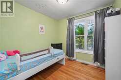 56 EVERTON Place | Hamilton Ontario | Slide Image Fifteen