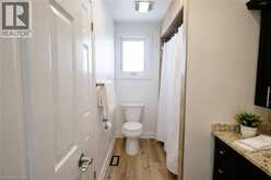 172 HIGHLAND Road W | Hamilton Ontario | Slide Image Thirteen