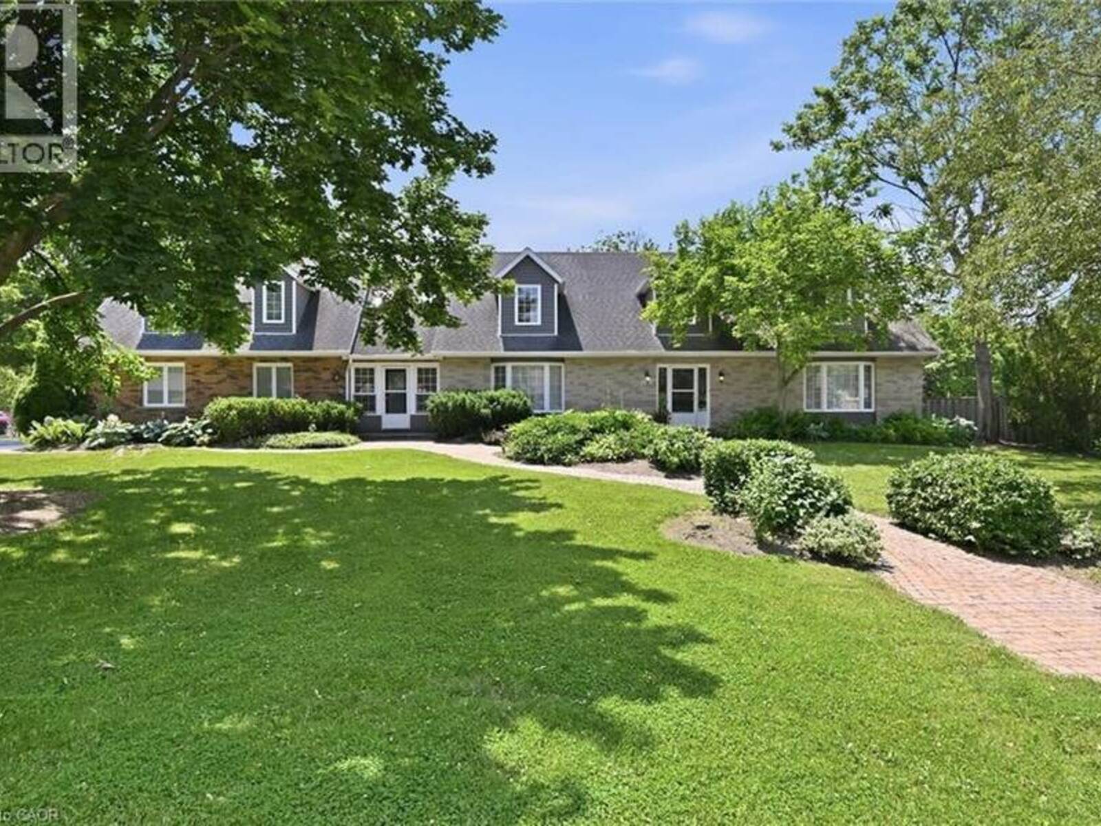1 IDARED Road, Hamilton, Ontario L0R 1H3