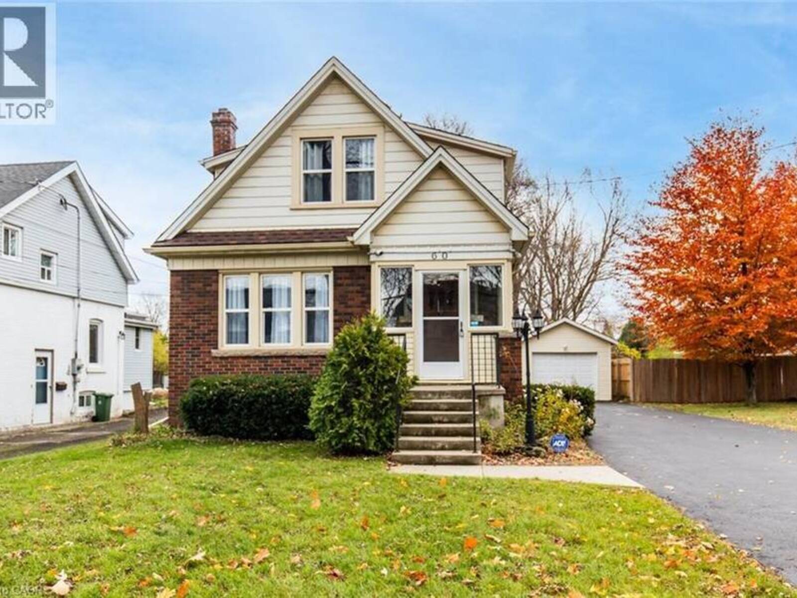 60 LAKE AVENUE Drive, Hamilton, Ontario L8G 3N3