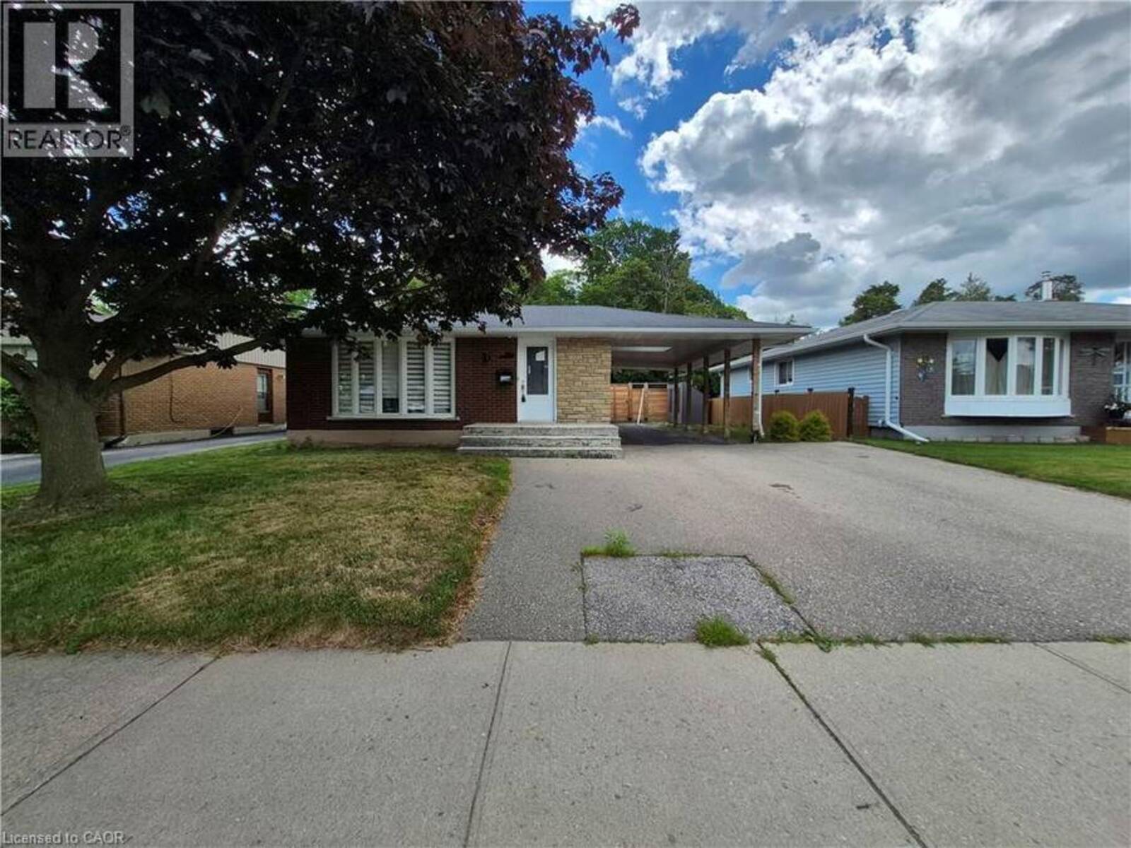 154 APPALACHIAN Crescent, Kitchener, Ontario N2E 1A4