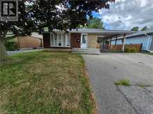 154 APPALACHIAN Crescent | Kitchener Ontario | Slide Image Two