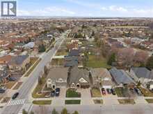 85 HILLCROFT Drive | Hamilton Ontario | Slide Image Four