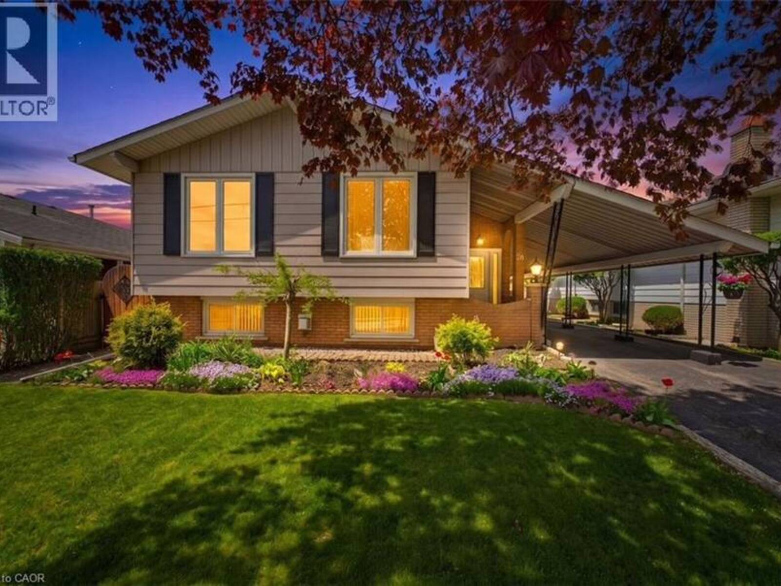 26 RIVERCREST Road, Hamilton, Ontario L8E 1M9