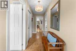 9 KINSMAN Court | Fonthill Ontario | Slide Image Twelve