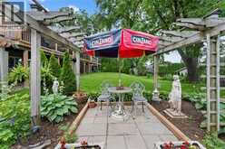 9 KINSMAN Court | Fonthill Ontario | Slide Image Nine