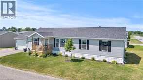 13 HICKORY Hollow | Nanticoke Ontario | Slide Image Thirty-three