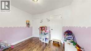 33 NEAPOLITAN Drive | Toronto Ontario | Slide Image Twenty-three