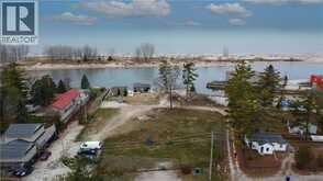 6 BROWNS Lane | Wasaga Beach Ontario | Slide Image Three