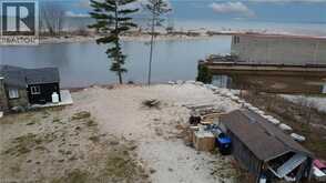 6 BROWNS Lane | Wasaga Beach Ontario | Slide Image Four