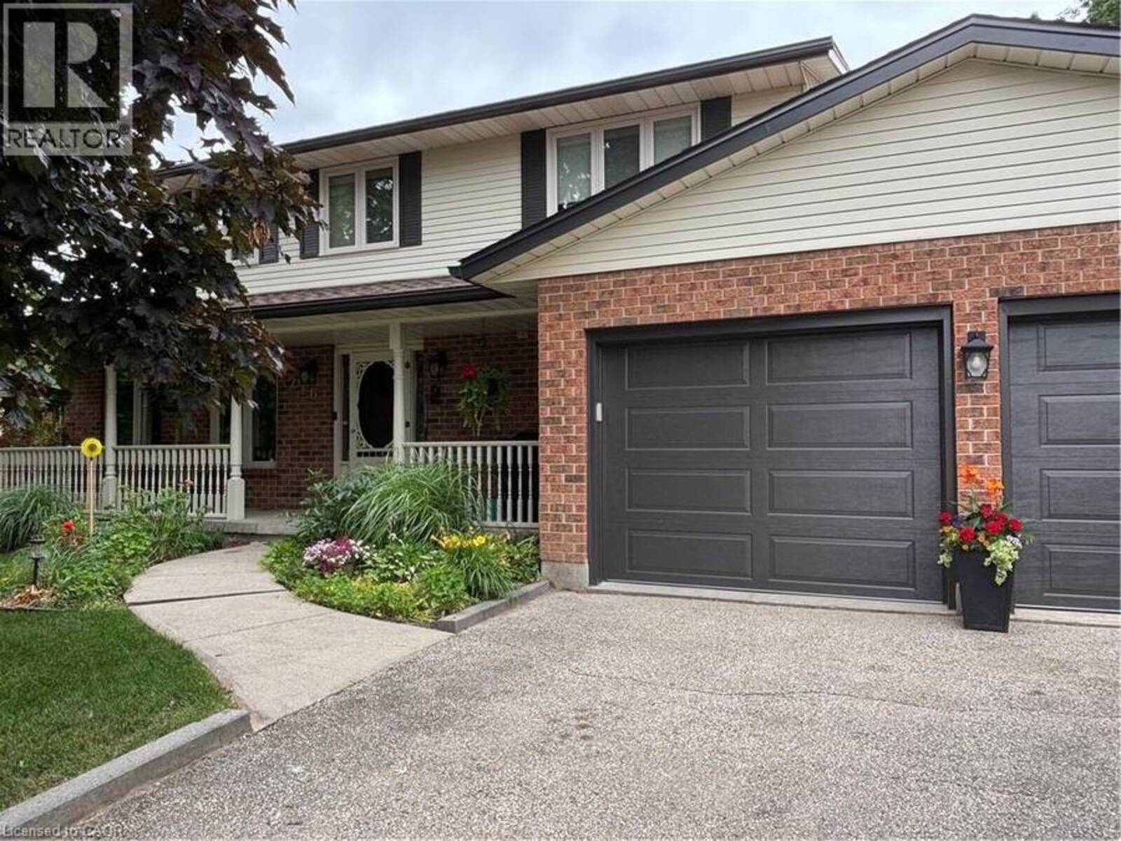 216 ALDERVIEW Drive, Wilmot, Ontario N0B 2E0