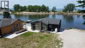 4 BROWNS Lane | Wasaga Beach Ontario | Slide Image Two