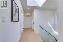 1411 MOUNTAIN GROVE Avenue | Burlington Ontario | Slide Image Twenty-four