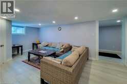 355 RIDGE Road W | Grimsby Ontario | Slide Image Thirty-two