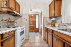 11 FASSETT Avenue | Hamilton Ontario | Slide Image Eight