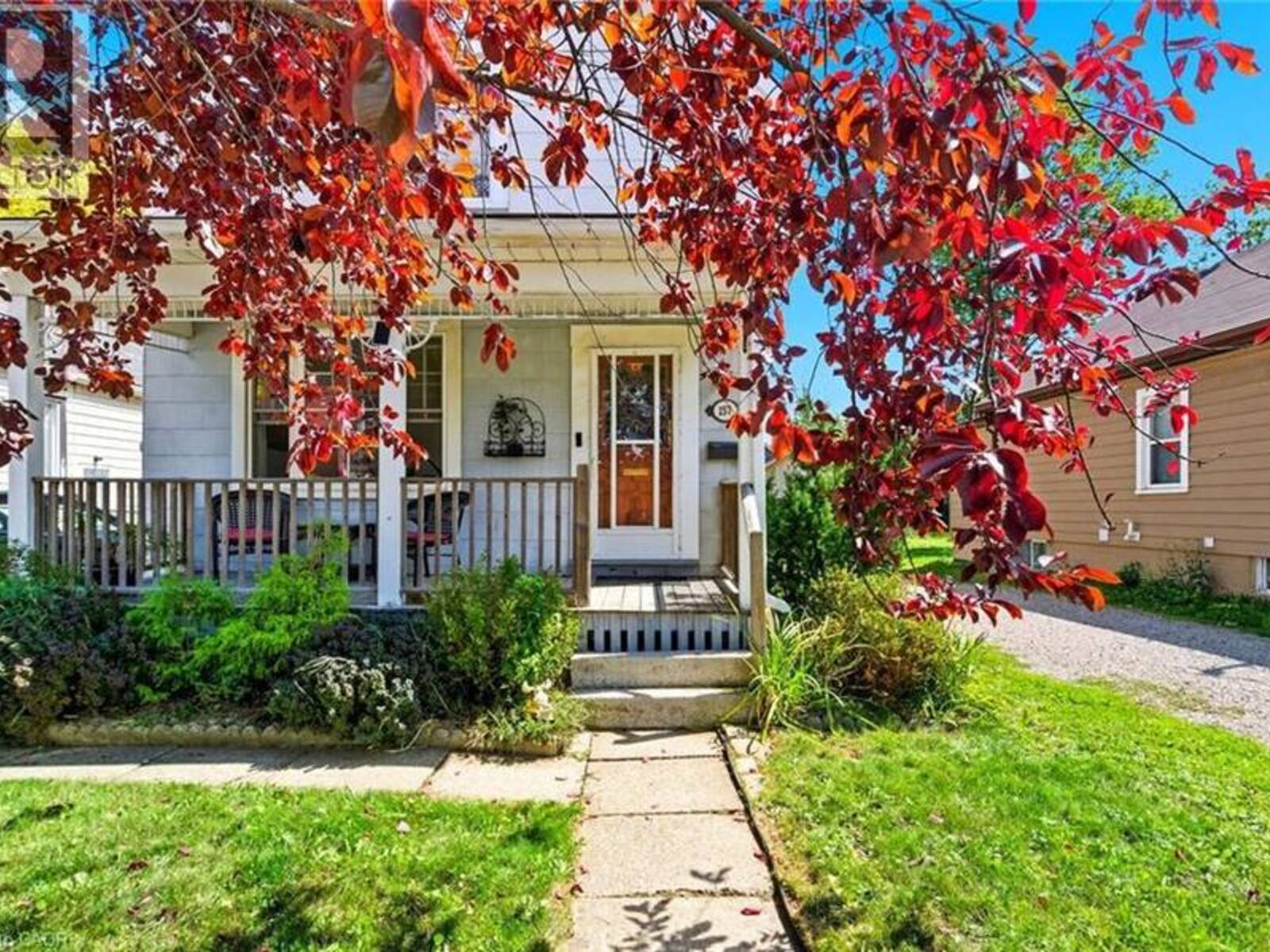 157 EAST 5TH Street, Hamilton, Ontario L9A 2Z7