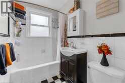 4 ROBINSON Street Unit# 14 | Hamilton Ontario | Slide Image Fourteen