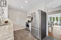 495 TIPPERTON Crescent | Oakville Ontario | Slide Image Sixteen