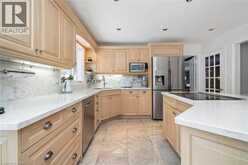 18 STONEGATE Drive | Hamilton Ontario | Slide Image Thirteen