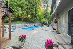 18 STONEGATE Drive | Hamilton Ontario | Slide Image Six