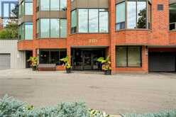 2121 LAKESHORE Road Unit# 507 | Burlington Ontario | Slide Image Three