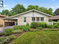 14 RUSKVIEW Road Kitchener Ontario, N2M 4S2