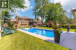 994 COURTLAND Drive | Ancaster Ontario | Slide Image Forty-three