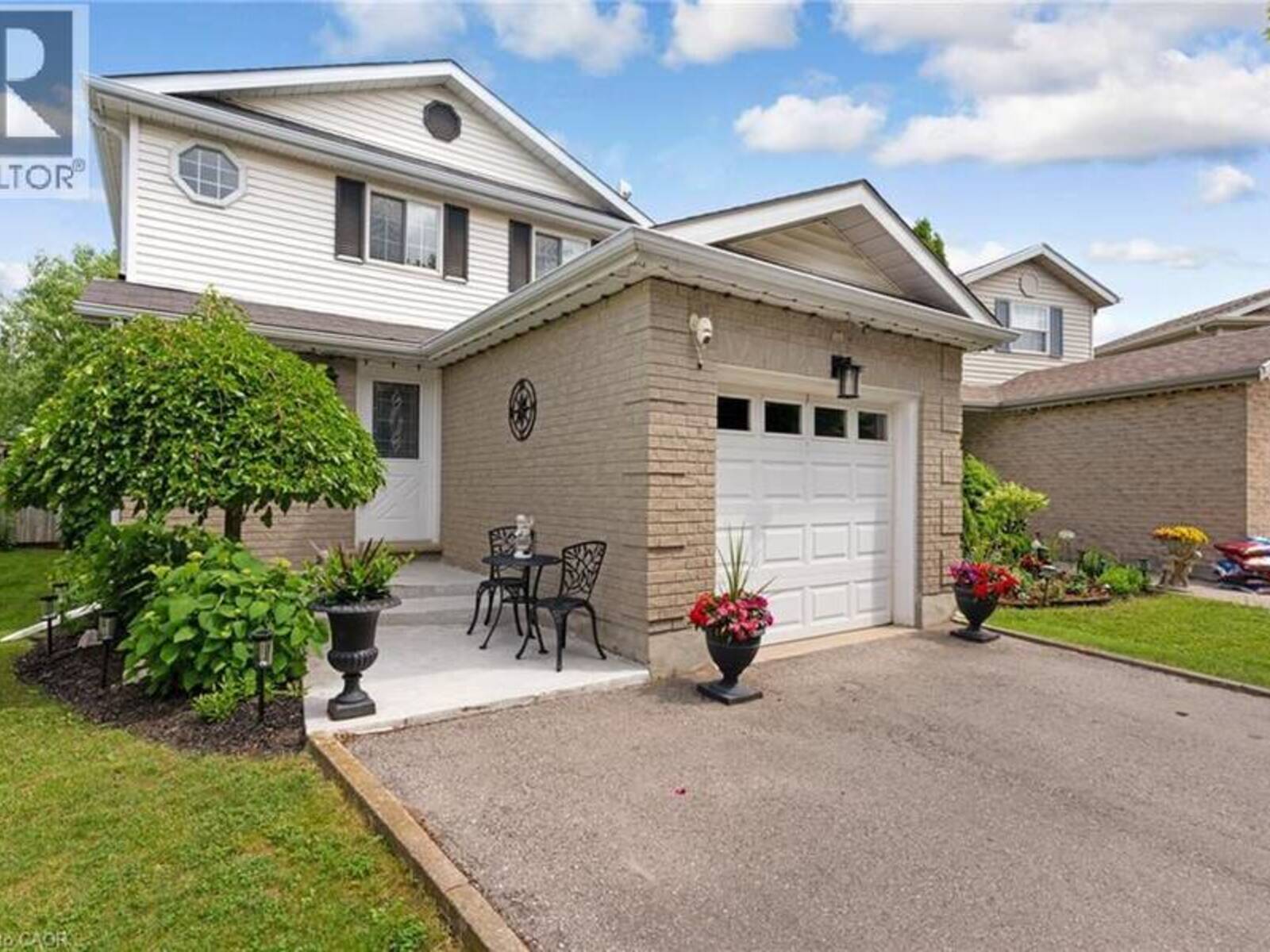 351 NORTHVIEW HEIGHTS Place, Cambridge, Ontario N1R 8J1