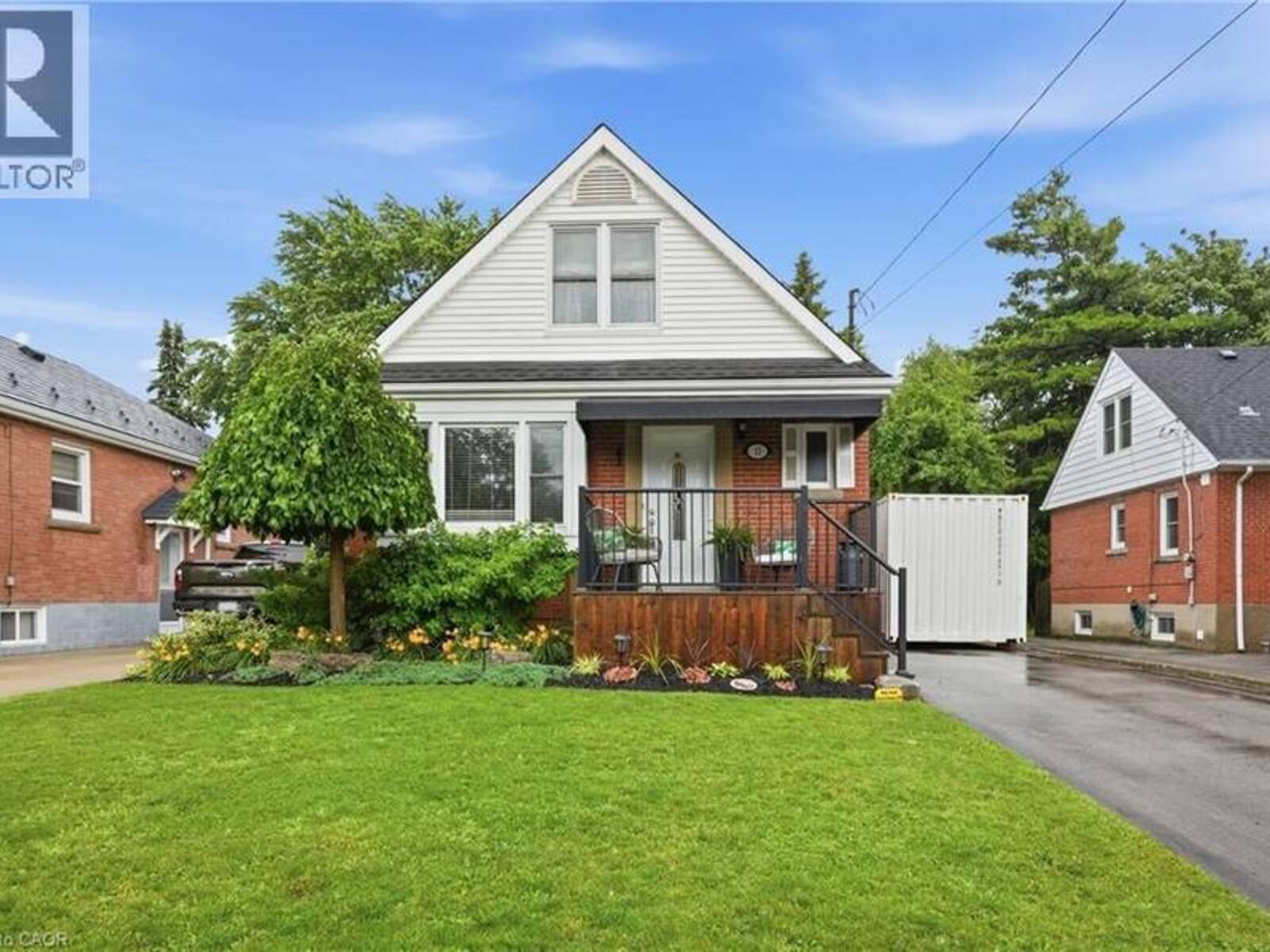 13 EAST 41ST Street, Hamilton, Ontario L8T 2Z3