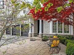 4285 COUPLES Crescent Burlington Ontario, L7M 4Y8
