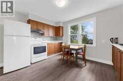 87 MUD Street E | Grimsby Ontario | Slide Image Eight