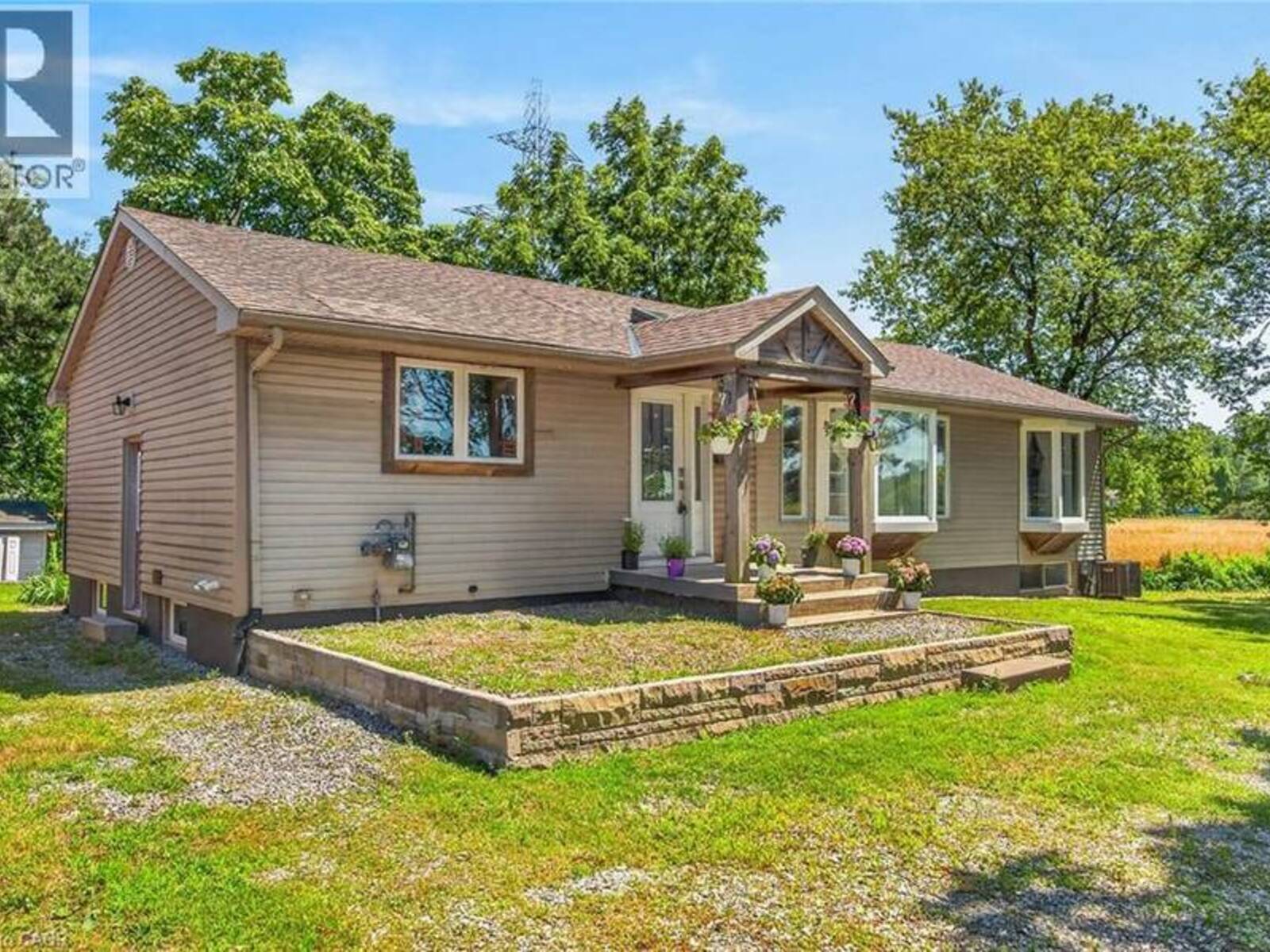 129 ALDERCREST Avenue, Hamilton, Ontario L9B 1L3