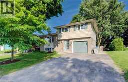 398 BOYNE Avenue | Listowel Ontario | Slide Image Two