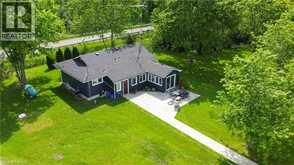 551 MUD Street | Grimsby Ontario | Slide Image Eight