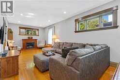 630 LAWRENCE Street | Cambridge Ontario | Slide Image Nine