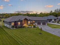 236 BURFORD DELHI TOWNLINE Road Brant Ontario, N0E 1R0
