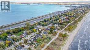 851 BEACH Boulevard | Hamilton Ontario | Slide Image Two