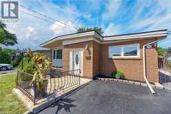 96 FIELDING Crescent | Hamilton Ontario | Slide Image Four