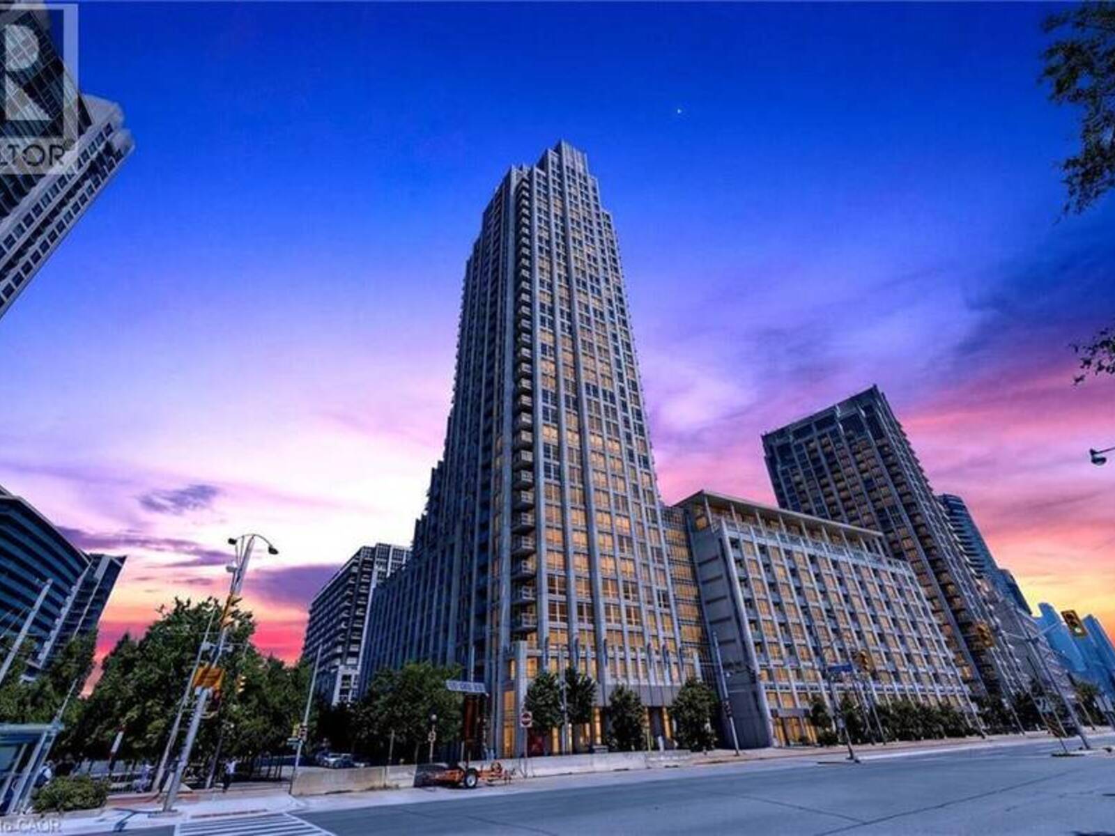 628 FLEET Street Unit# 509, Toronto, Ontario M5V 1A8