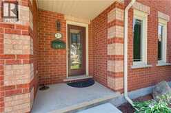 32 STONEHAVEN Place | Cambridge Ontario | Slide Image Five