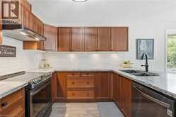 40 MAICH Crescent | Brantford Ontario | Slide Image Eight